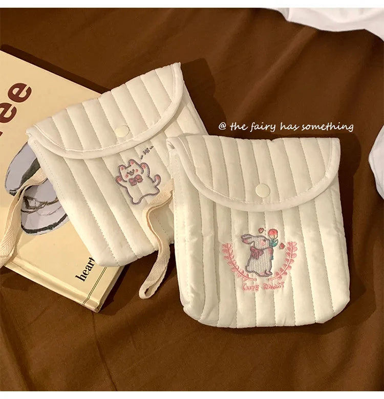 Portable Mini Sanitary Napkin Storage Bag for Students